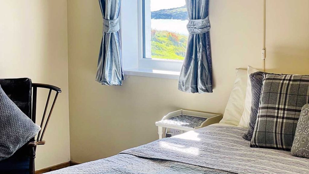 The Trophy Room, Burnside Lodge B&B